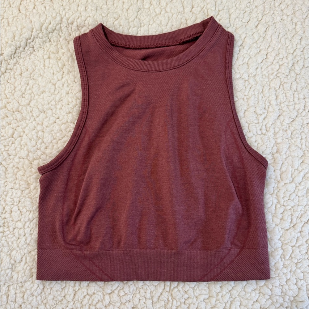 Alphalete Stratus Crop Tank